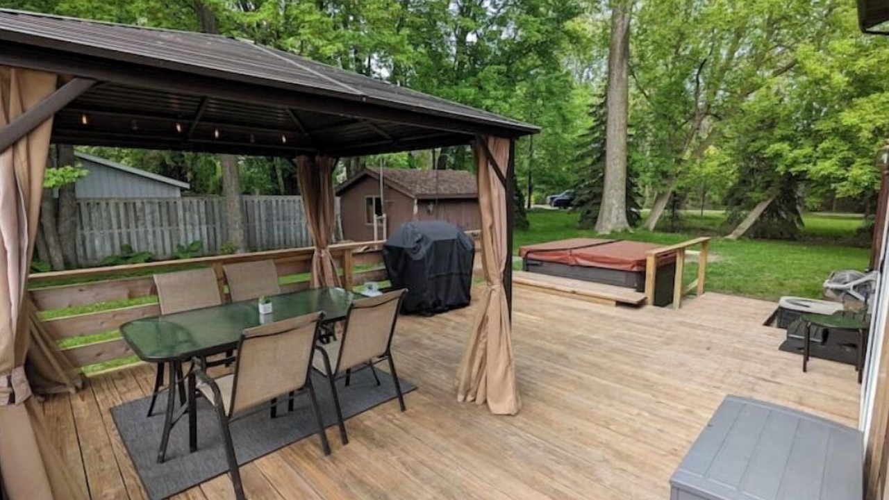 Photo of Outdoor in Bay City