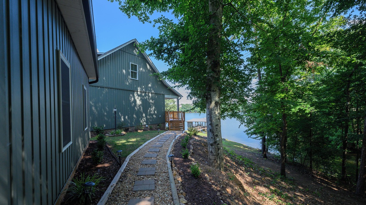 Photo of Outdoor in Hickory