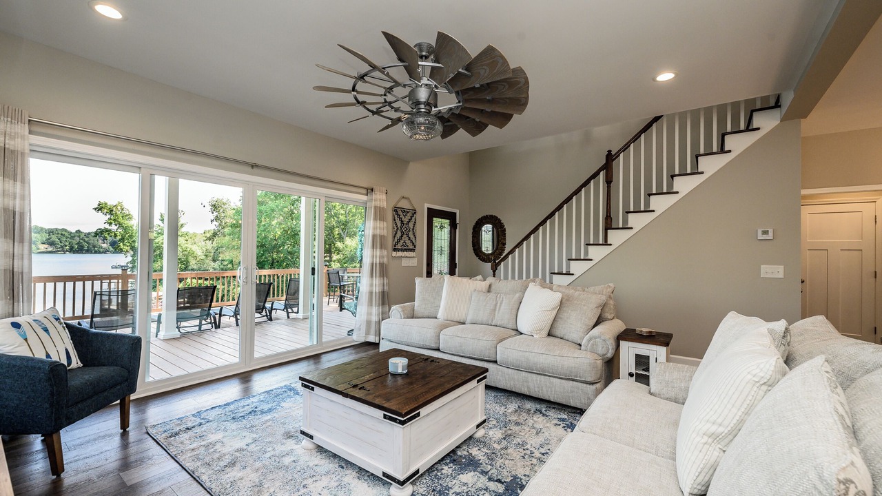 Photo of Livingroom in Hickory