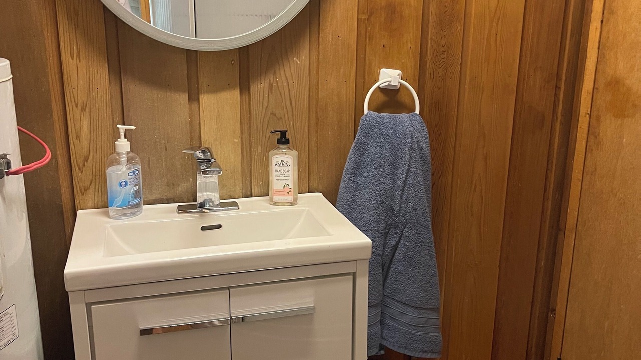 Photo of Bathroom in Val-des-Monts