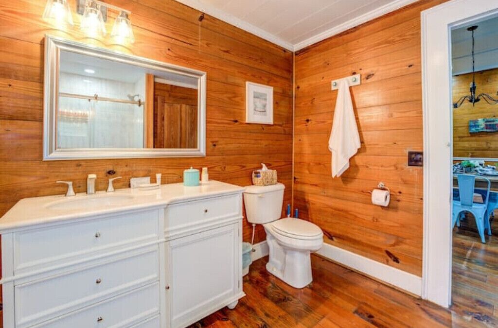 Photo of Bathroom in Monticello