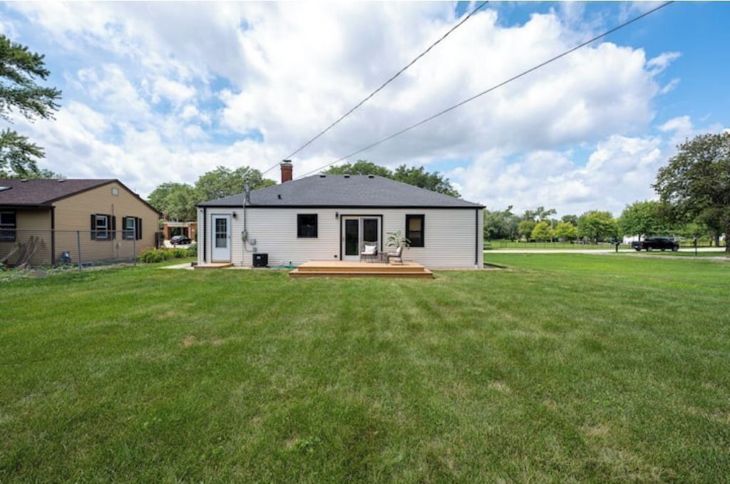 Photo of Outdoor in Forestview