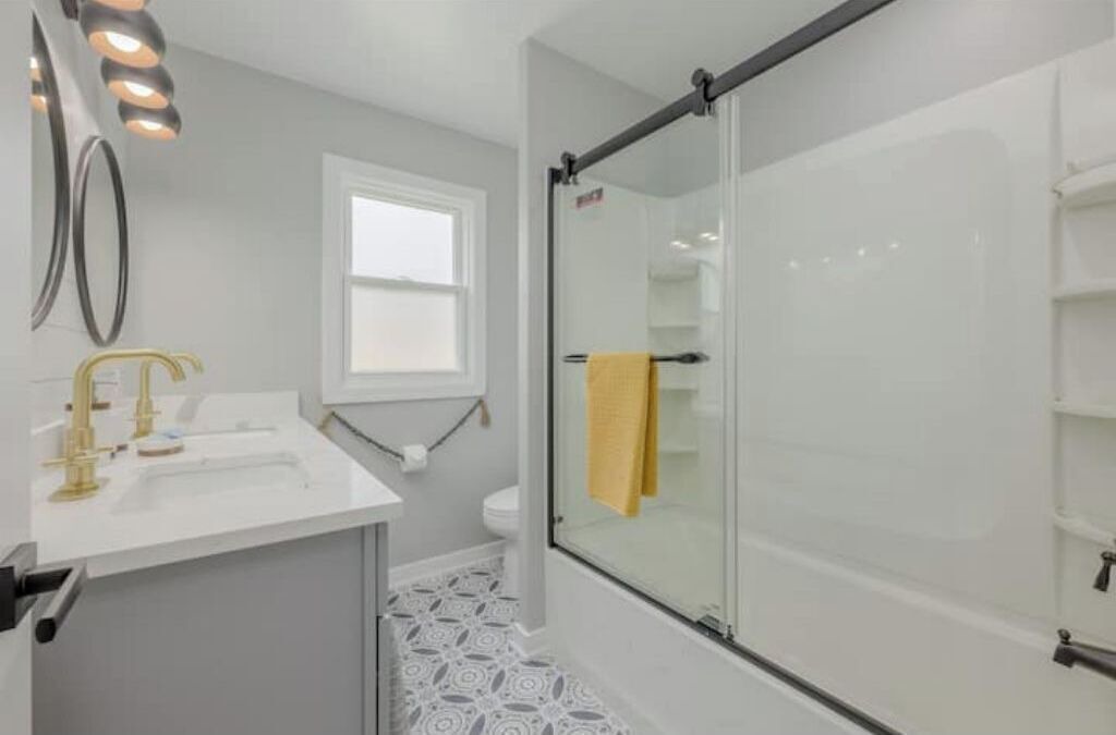 Photo of Bathroom in Forestview