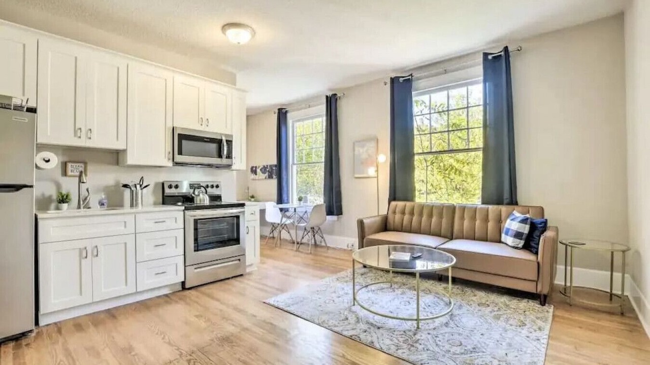 Photo of Livingroom in Southwest Raleigh