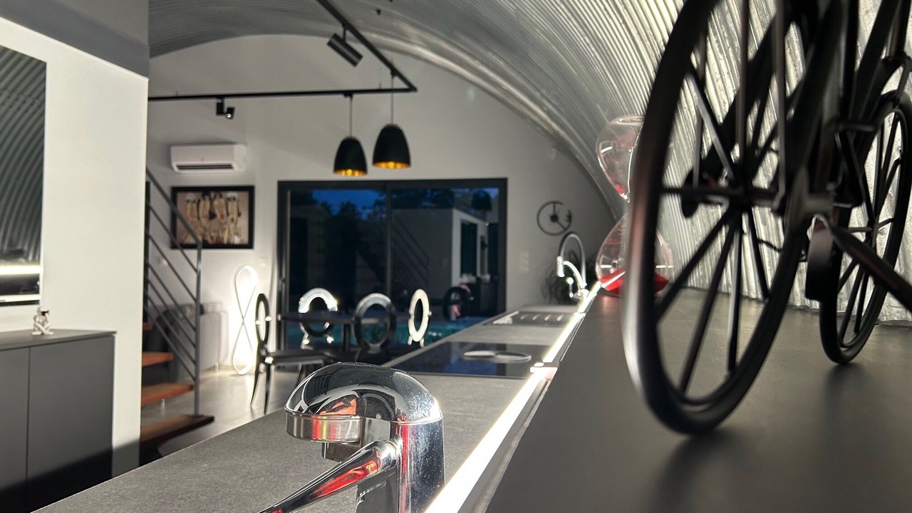 Photo of Others in Cazillac