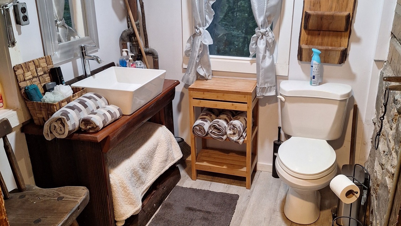 Photo of Bathroom in Town of New Castle