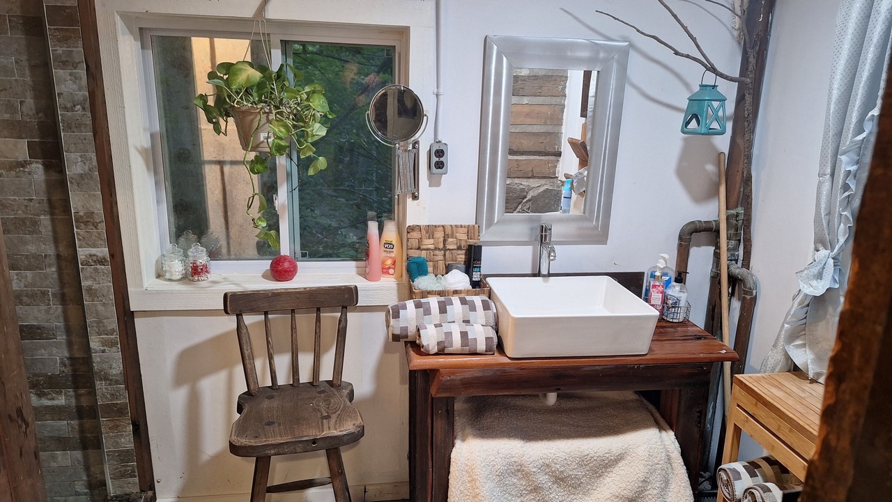 Photo of Bathroom in Town of New Castle