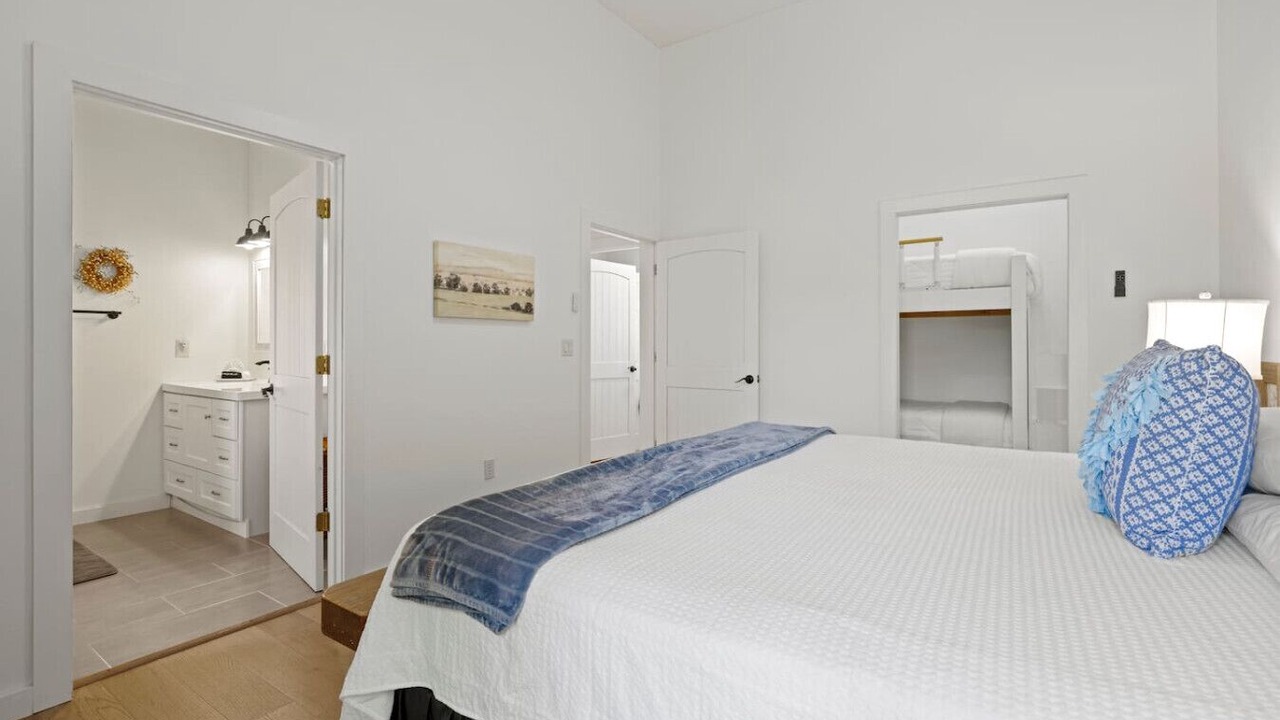 Photo of Bedroom in Fredericksburg