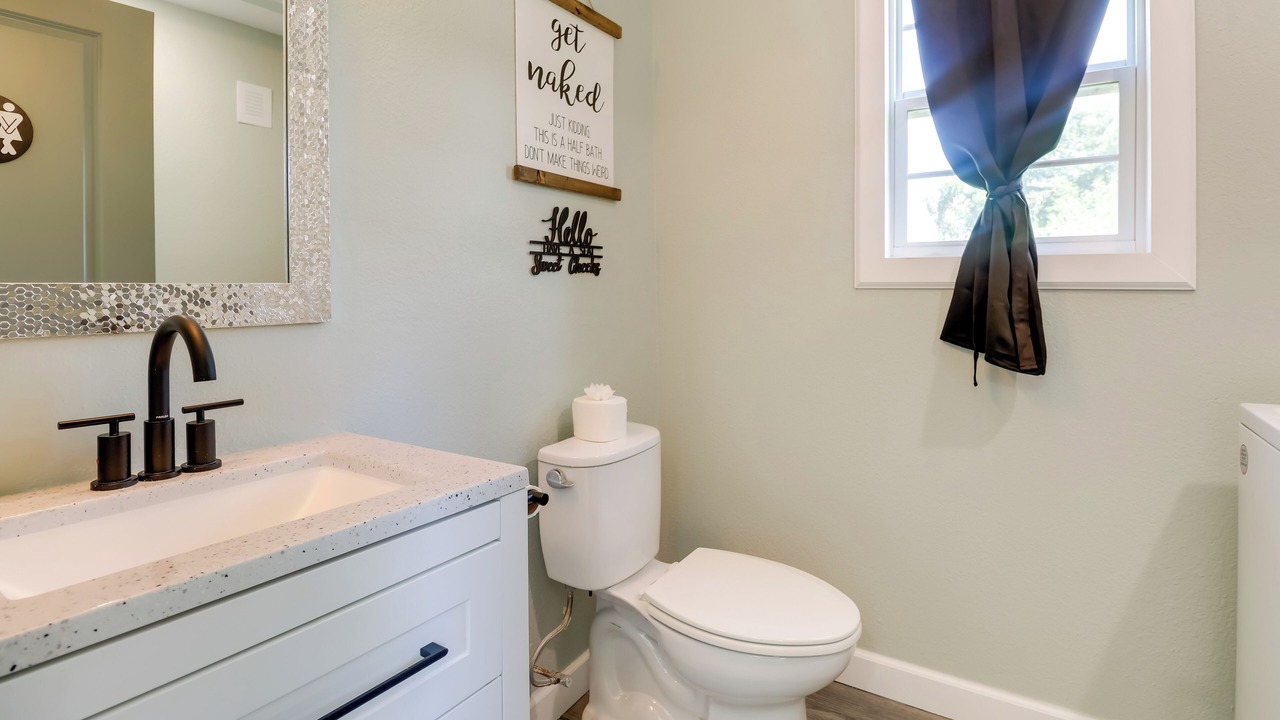 Photo of Bathroom in Grove