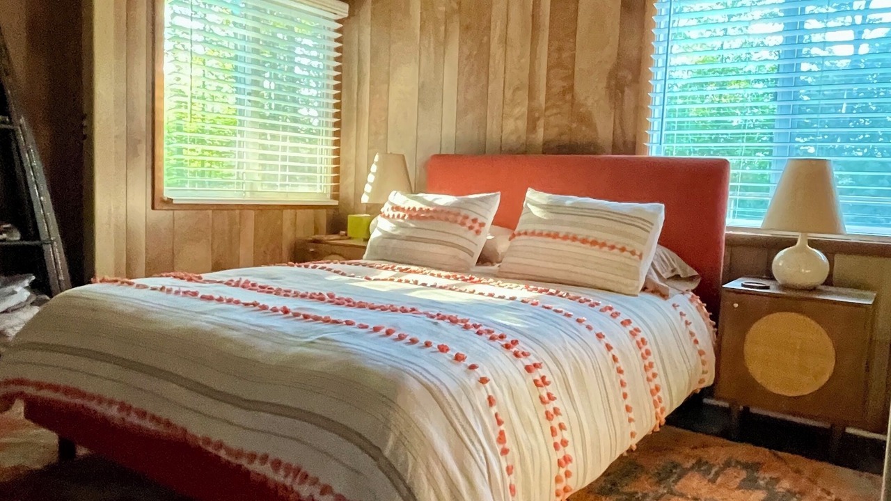 Photo of Bedroom in Montague