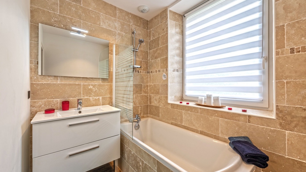 Photo of Bathroom in Le Relecq-Kerhuon