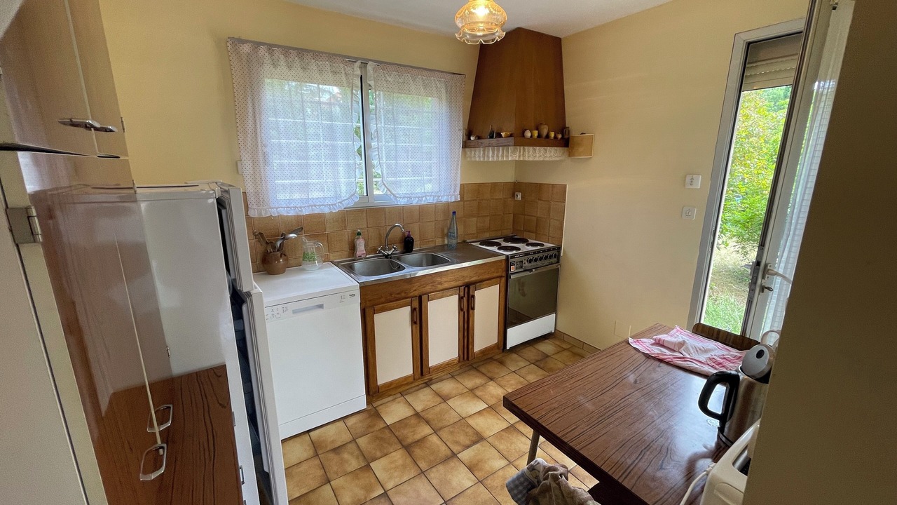 Photo of Kitchen in Bedarieux