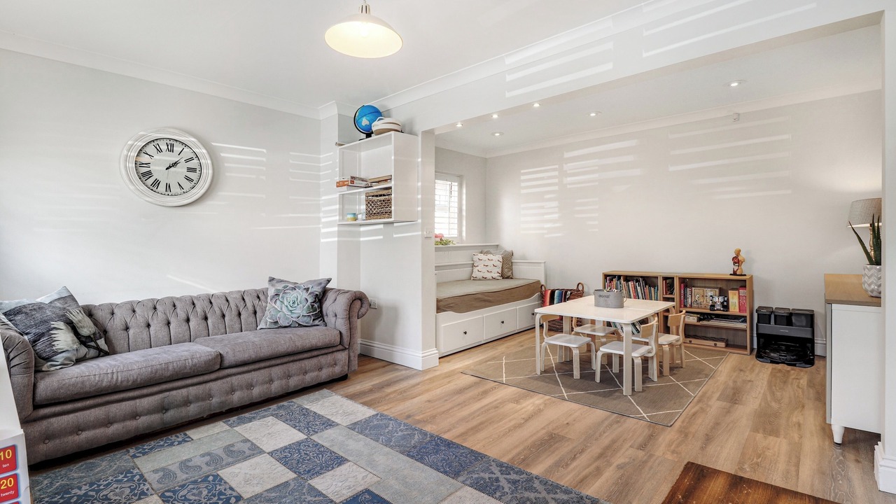 Photo of Livingroom in Sevenoaks