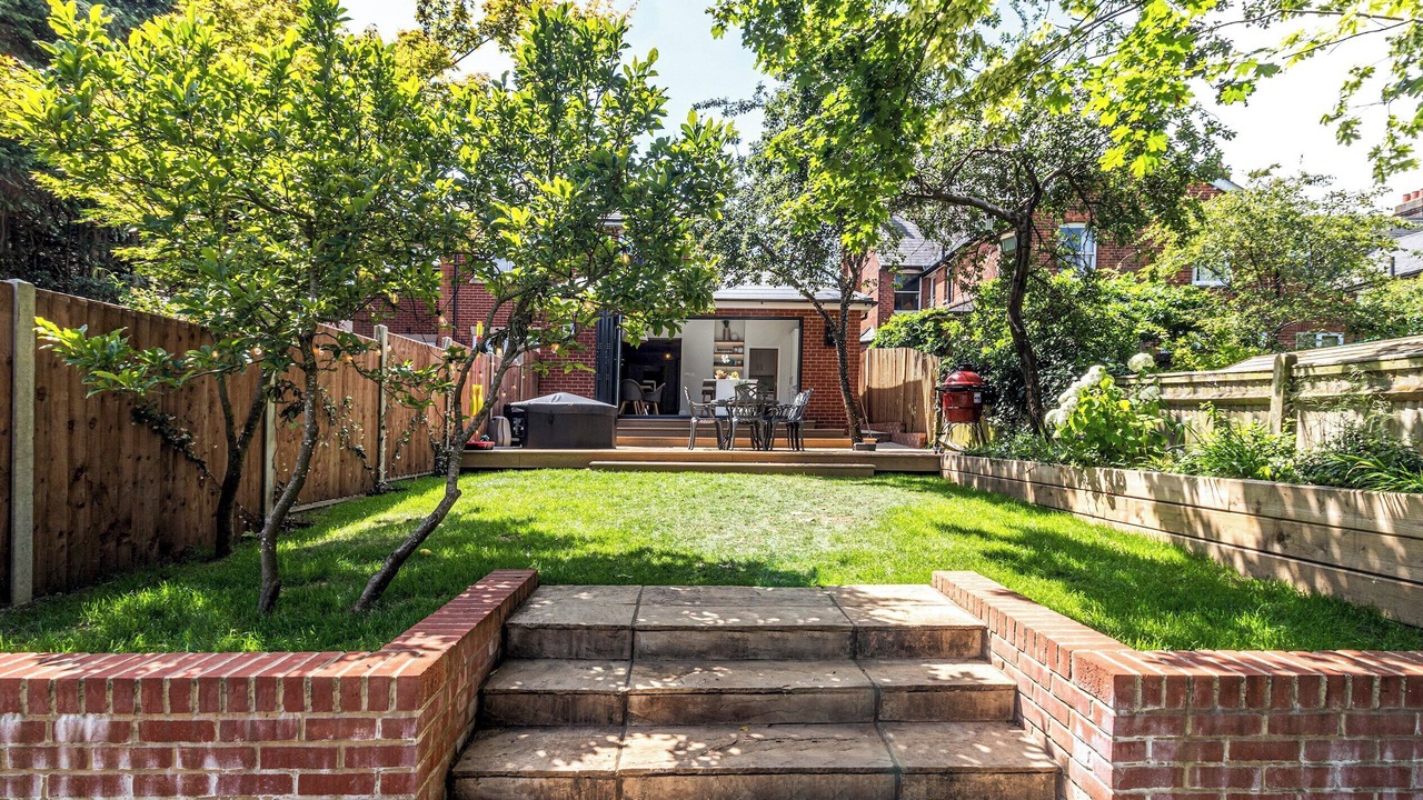 Photo of Patio Balcony in Sevenoaks