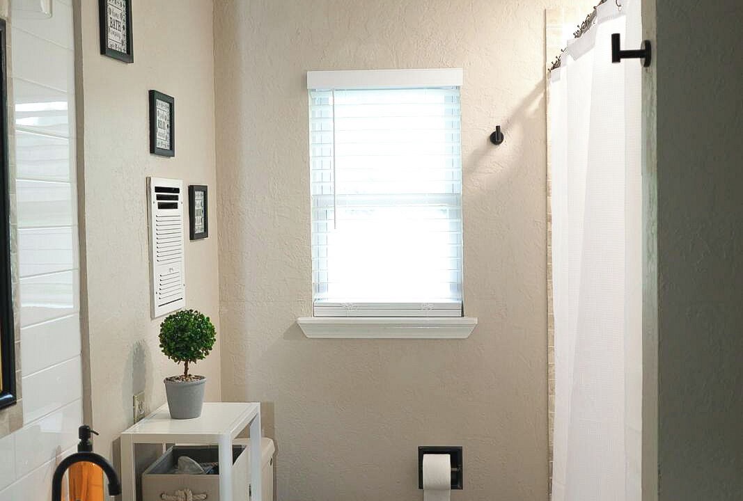 Photo of Bathroom in Woodward