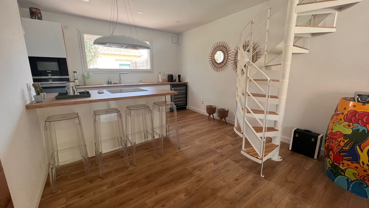 Photo of Kitchen in Le Port