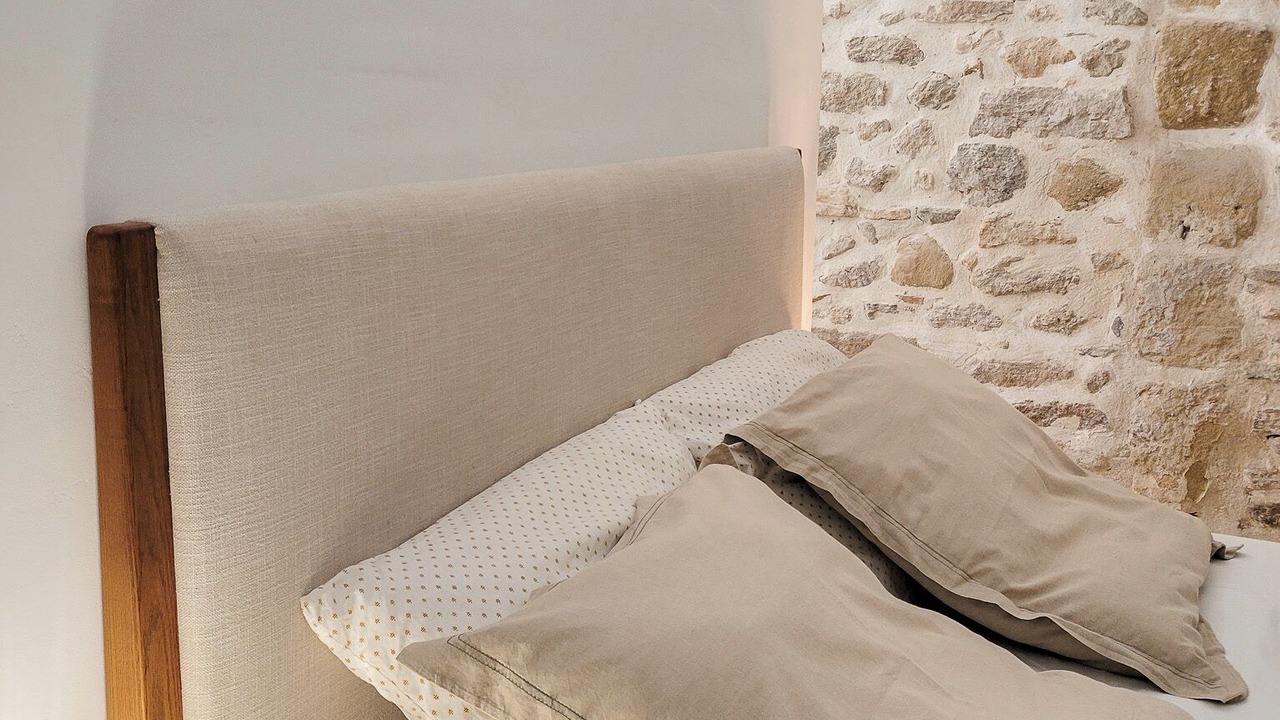Photo of Bedroom in Montaren-et-Saint-Mediers