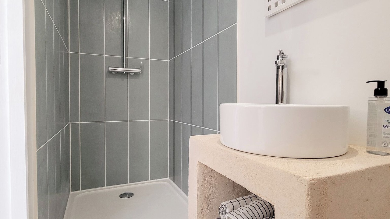 Photo of Bathroom in Montaren-et-Saint-Mediers