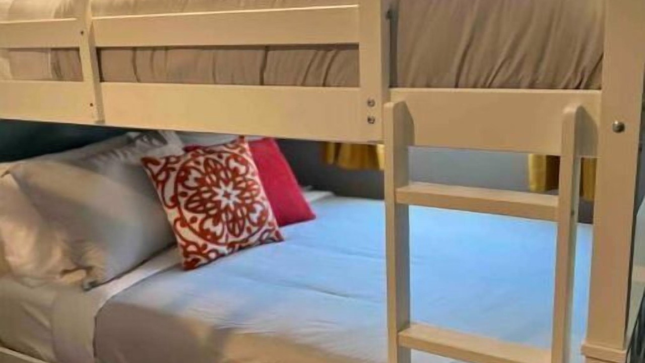 Photo of Bedroom in Lakeside