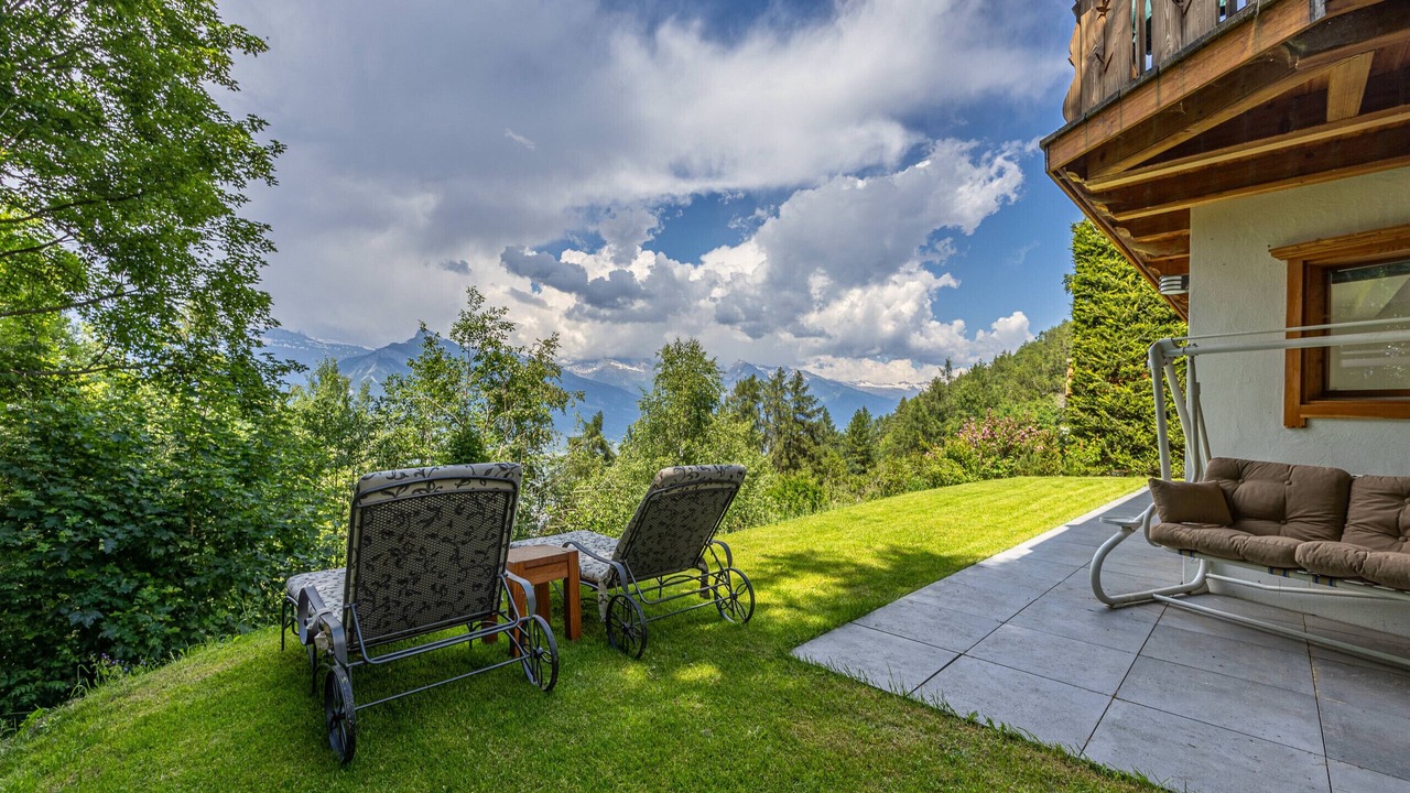 Photo of Patio Balcony in Saint-Pierre-de-Clages