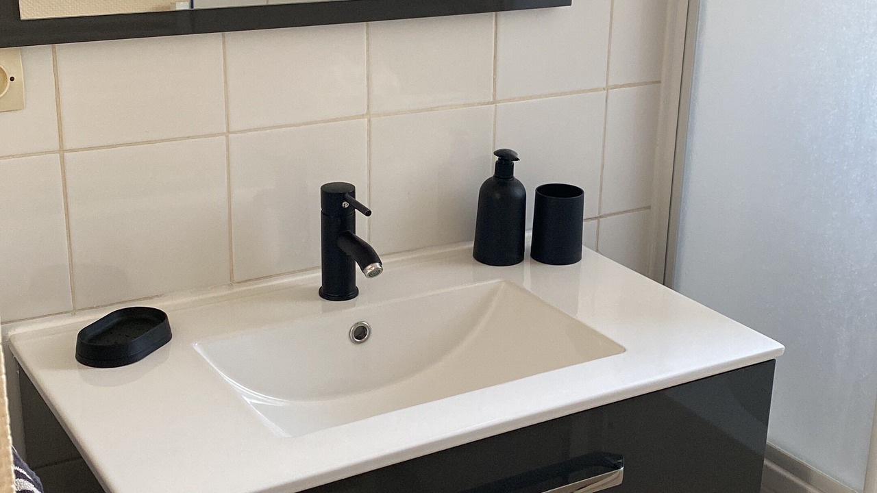 Photo of Bathroom in Lacroix-Saint-Ouen