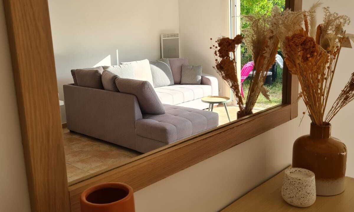 Photo of Livingroom in Angles