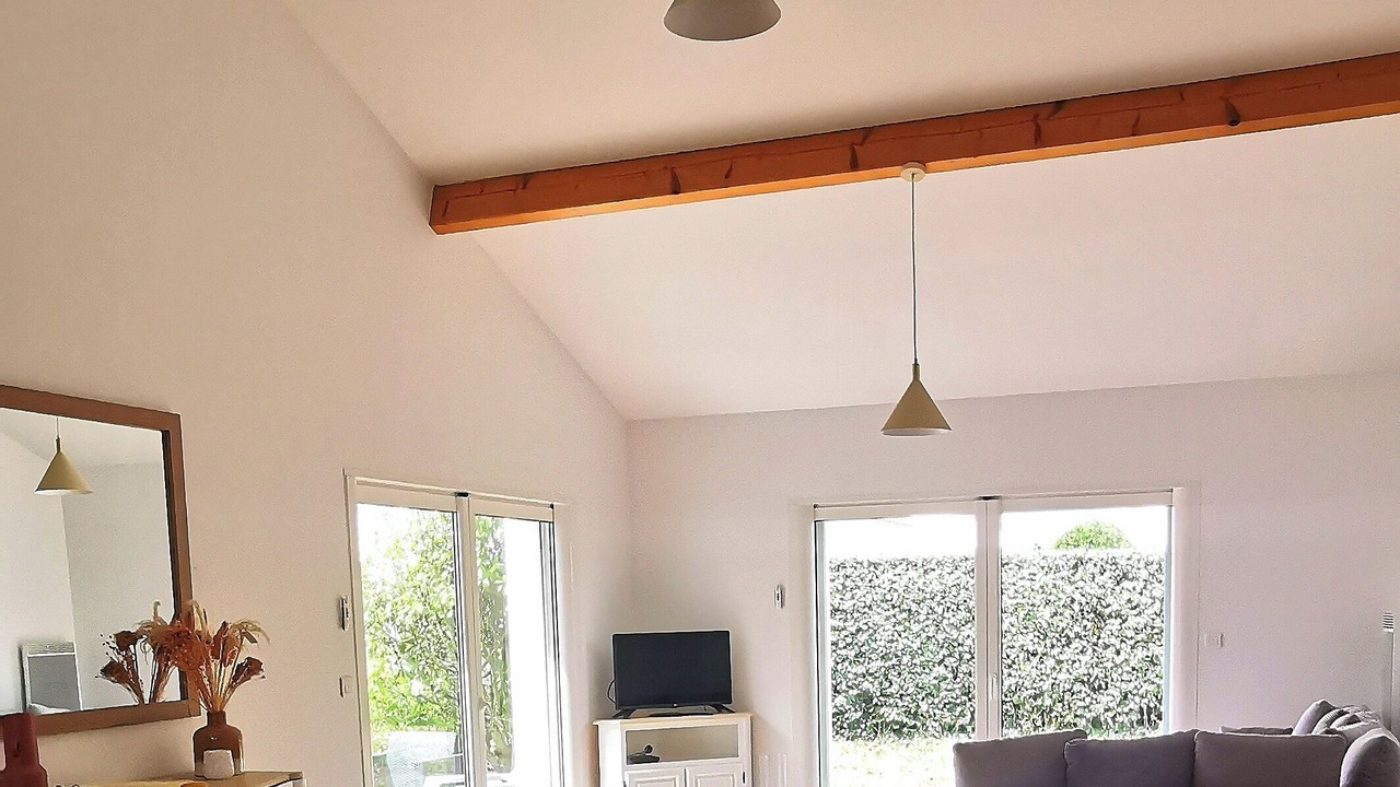 Photo of Livingroom in Angles