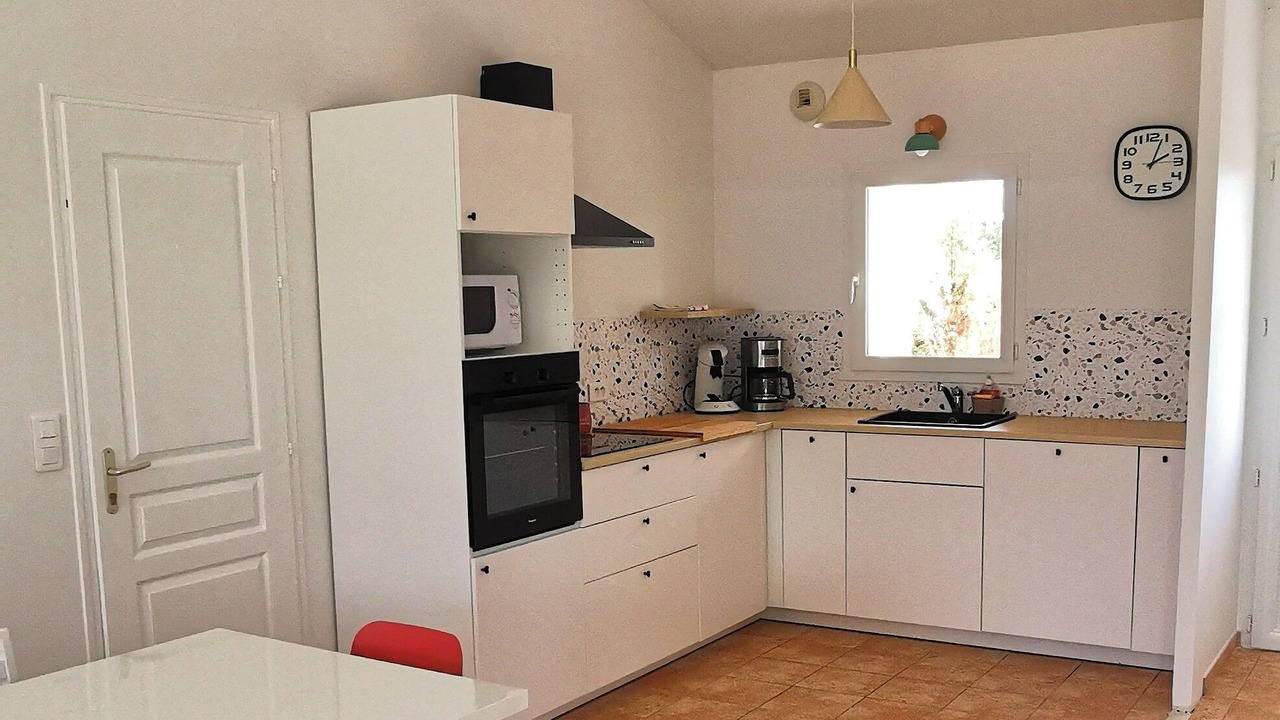Photo of Kitchen in Angles