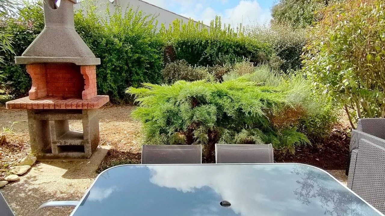 Photo of Outdoor in Angles