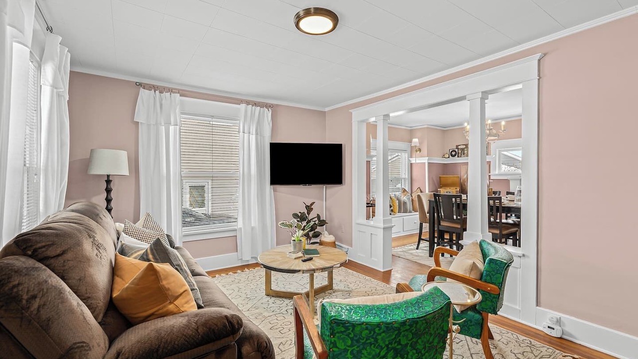 Photo of Bedroom in Royal Oak