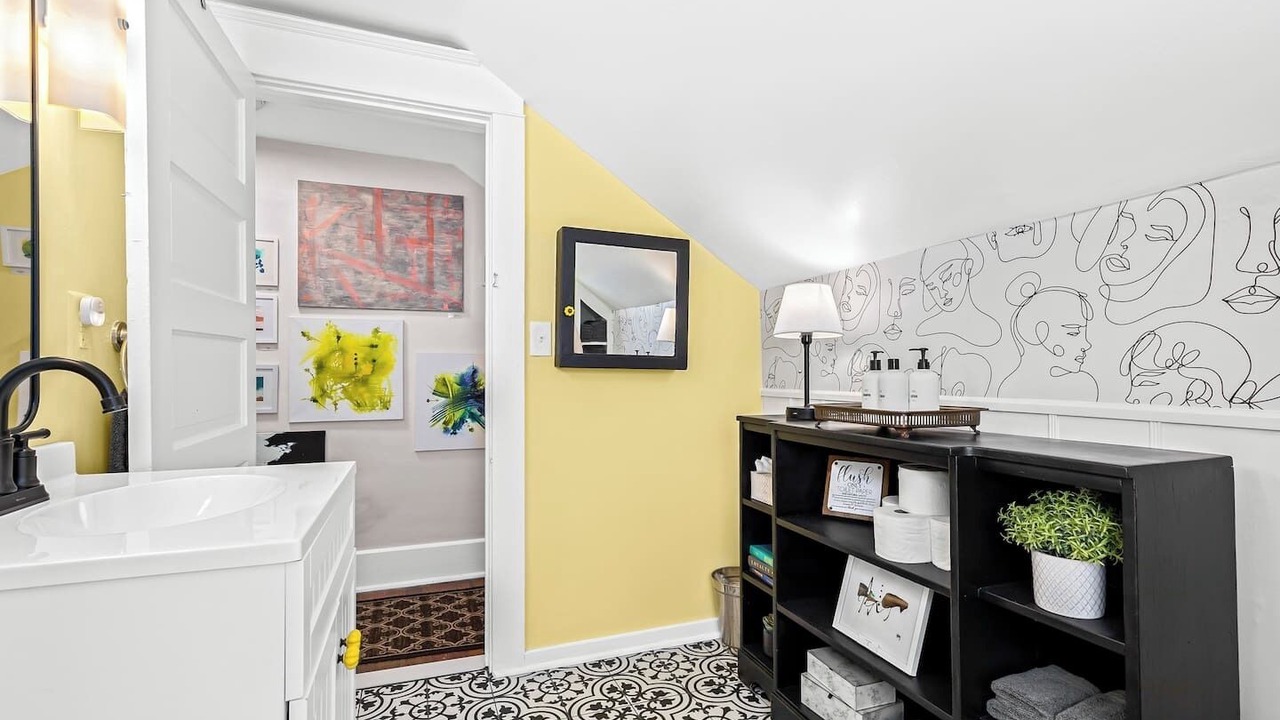Photo of Bathroom in Royal Oak
