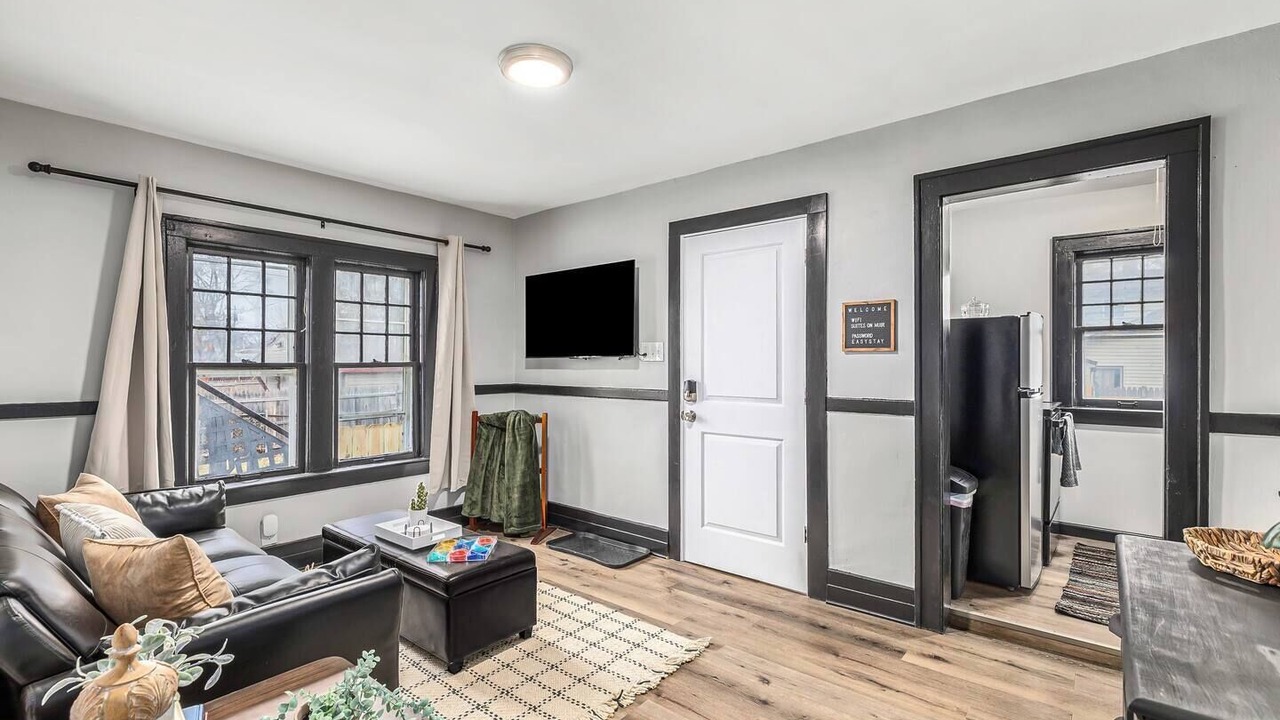 Photo of Bedroom in Hazel Park