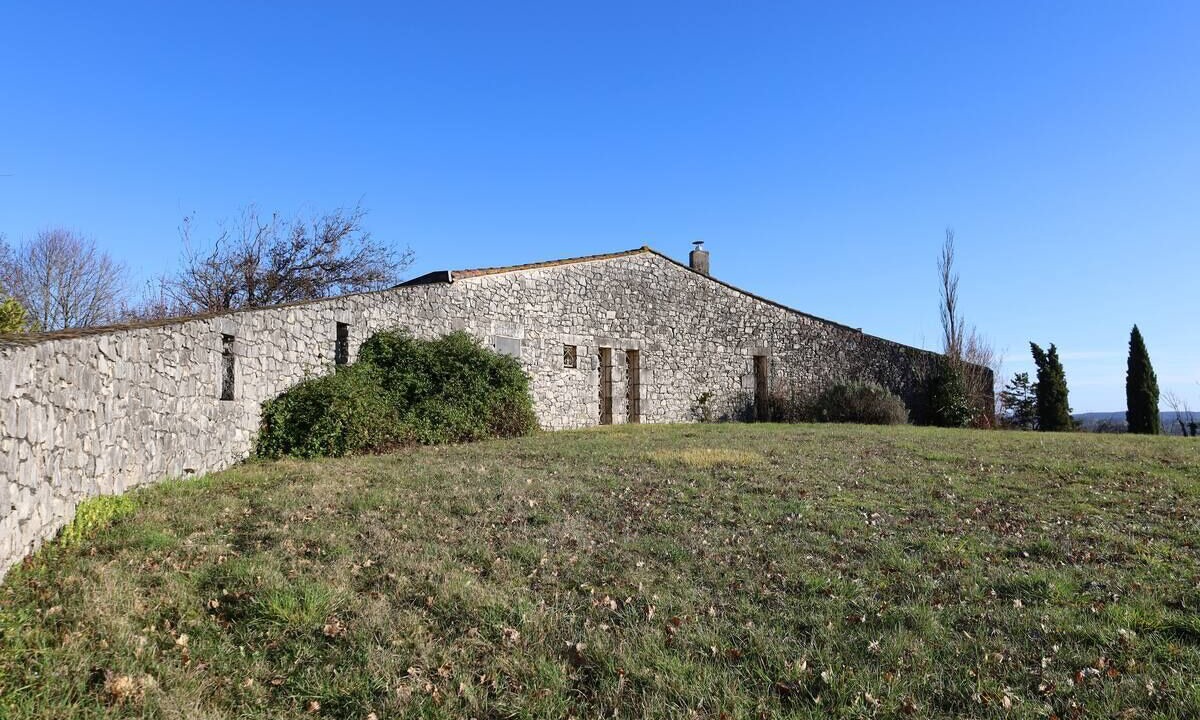 Photo of Outdoor in Tombeboeuf