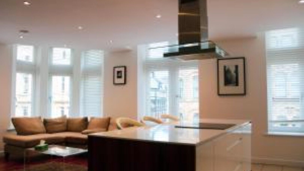 Photo of Others in Market Street