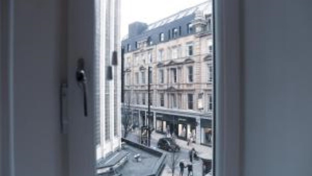 Photo of Others in Market Street