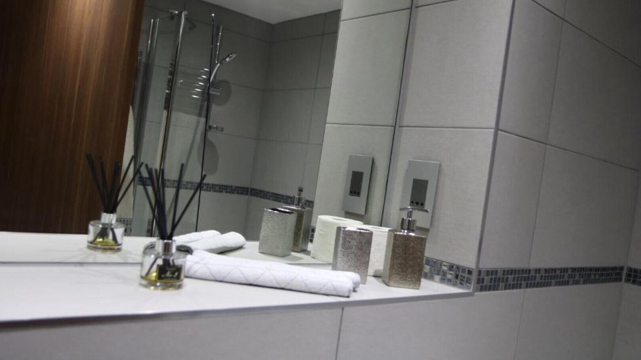 Photo of Bathroom in Market Street