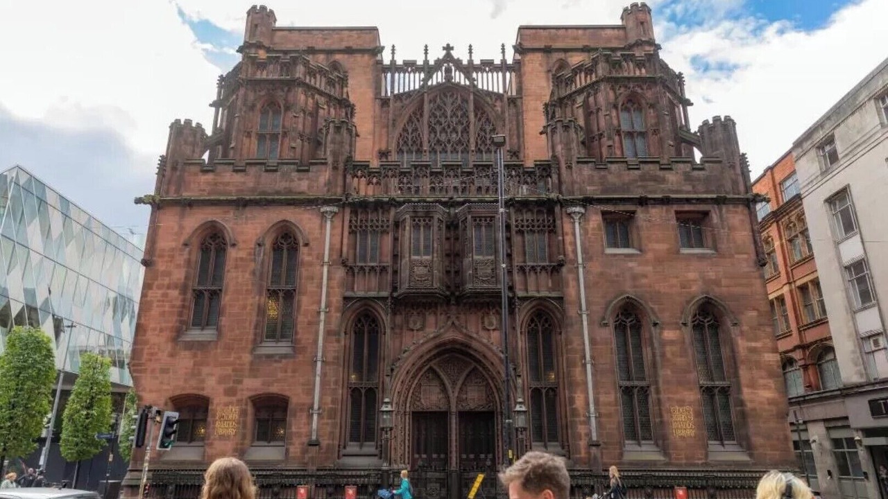 Photo of Others in Market Street