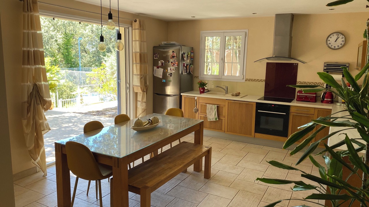 Photo of Others in Merindol