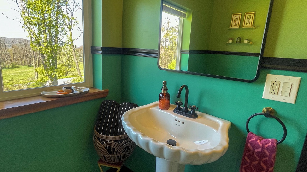 Photo of Bathroom in Town of Veteran