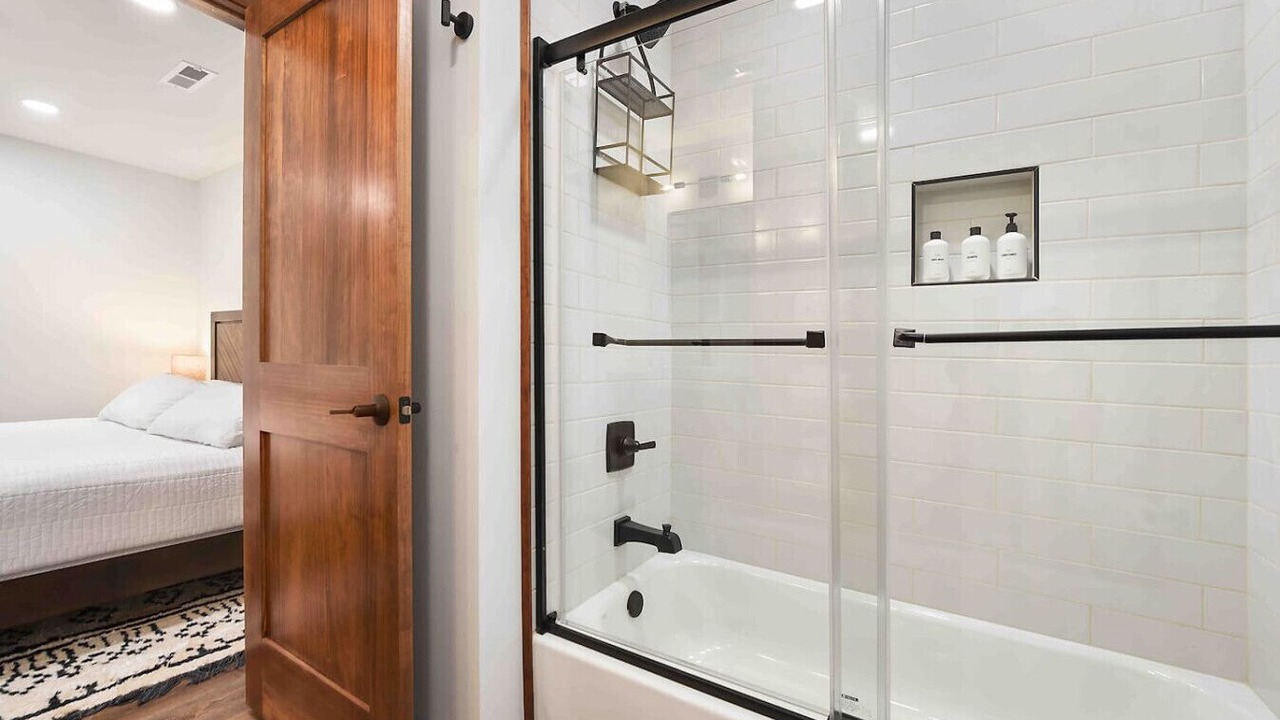 Photo of Bathroom in McHenry