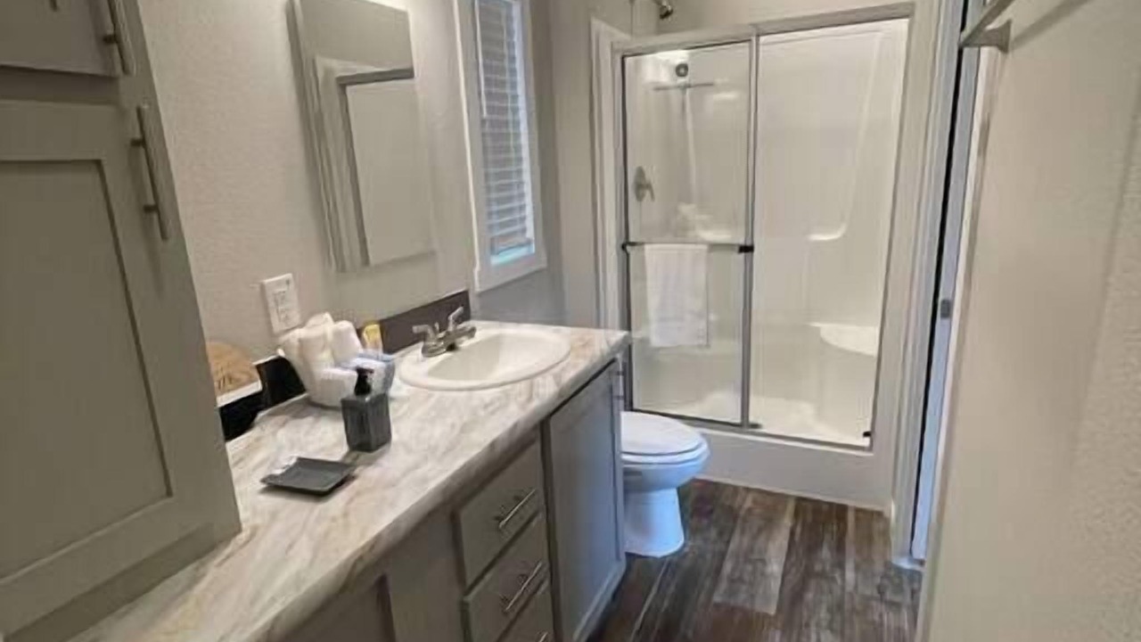 Photo of Bathroom in Sardis