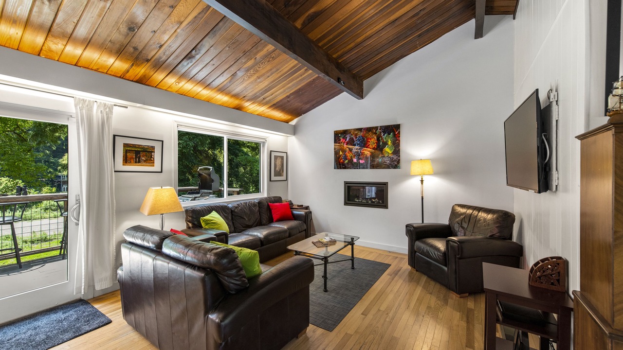 Photo of Others in Northwood