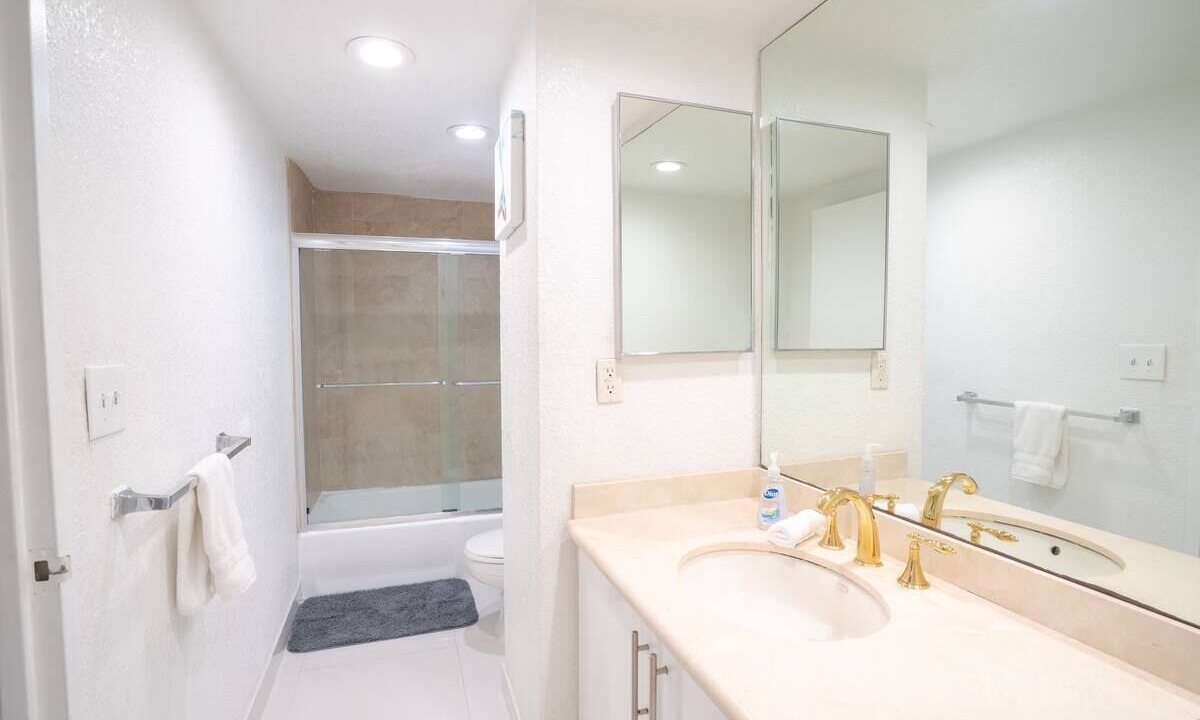 Photo of Bathroom in Hollywood South Central Beach