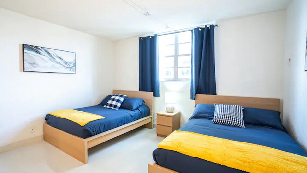 Photo of Bedroom in Hollywood South Central Beach
