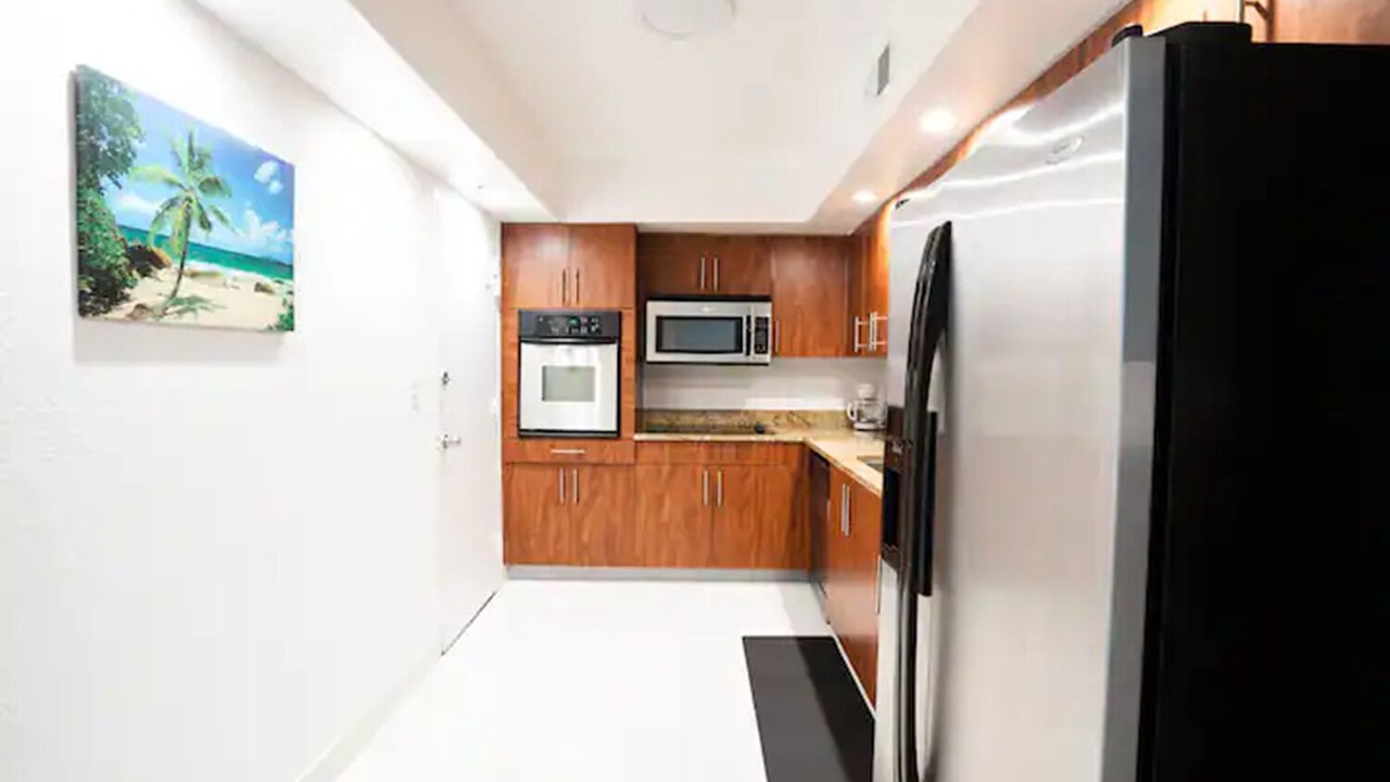 Photo of Kitchen in Hollywood South Central Beach