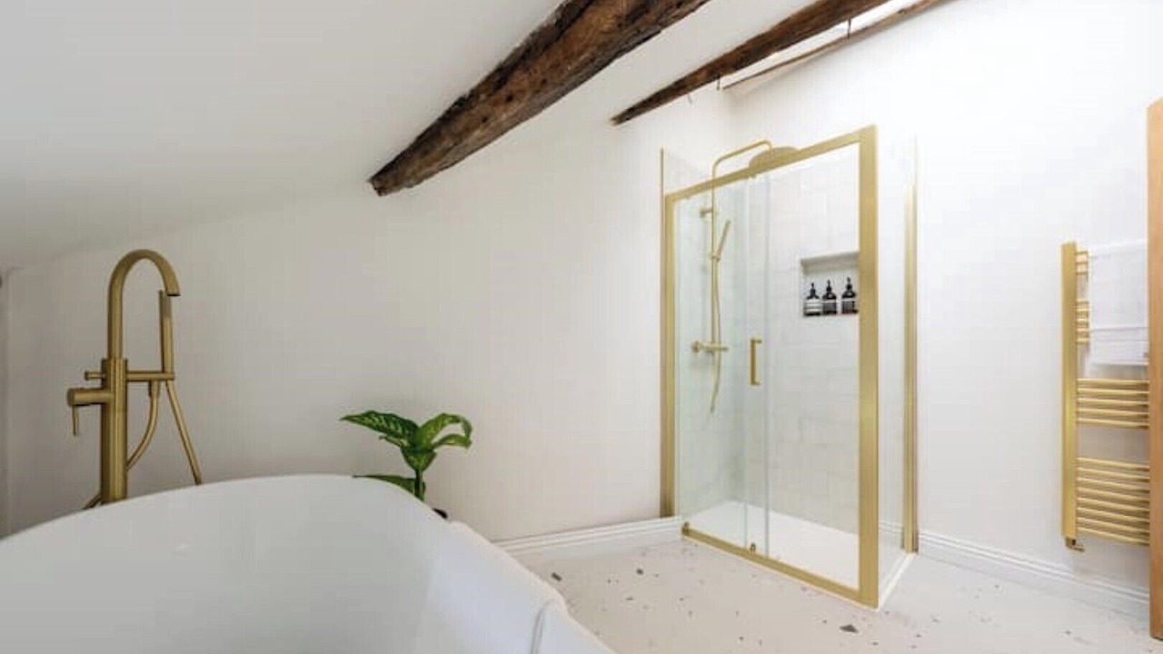 Photo of Bathroom in Bala