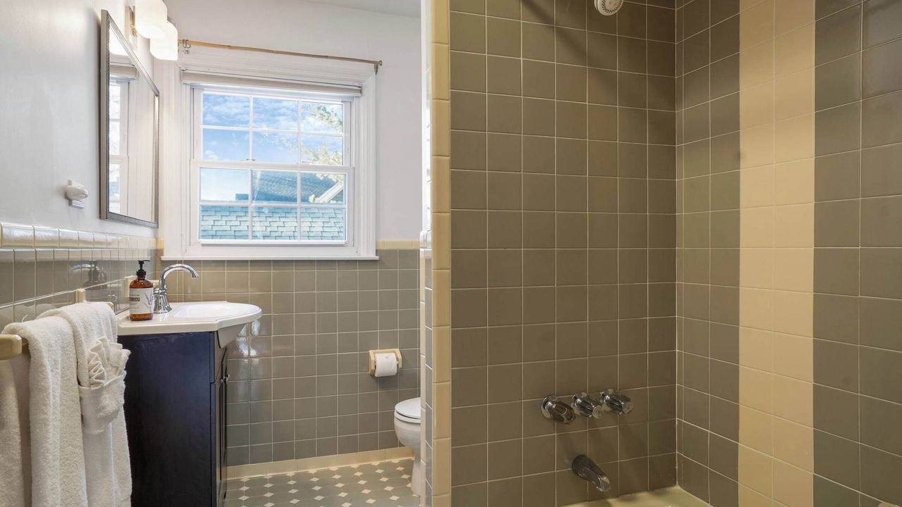 Photo of Bathroom in Jamesport