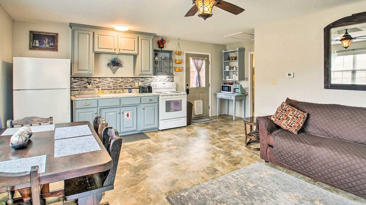 Photo of Livingroom in Booneville
