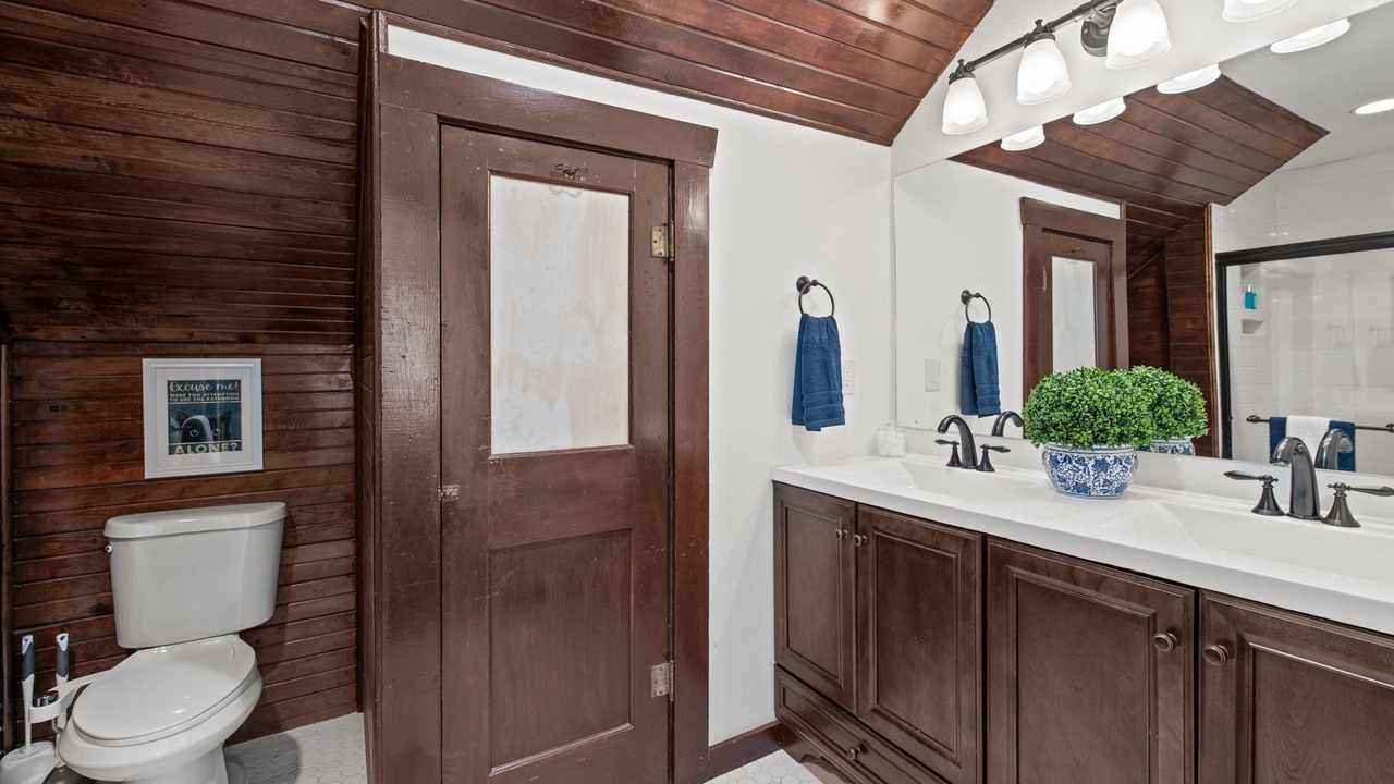 Photo of Bathroom in Columbia
