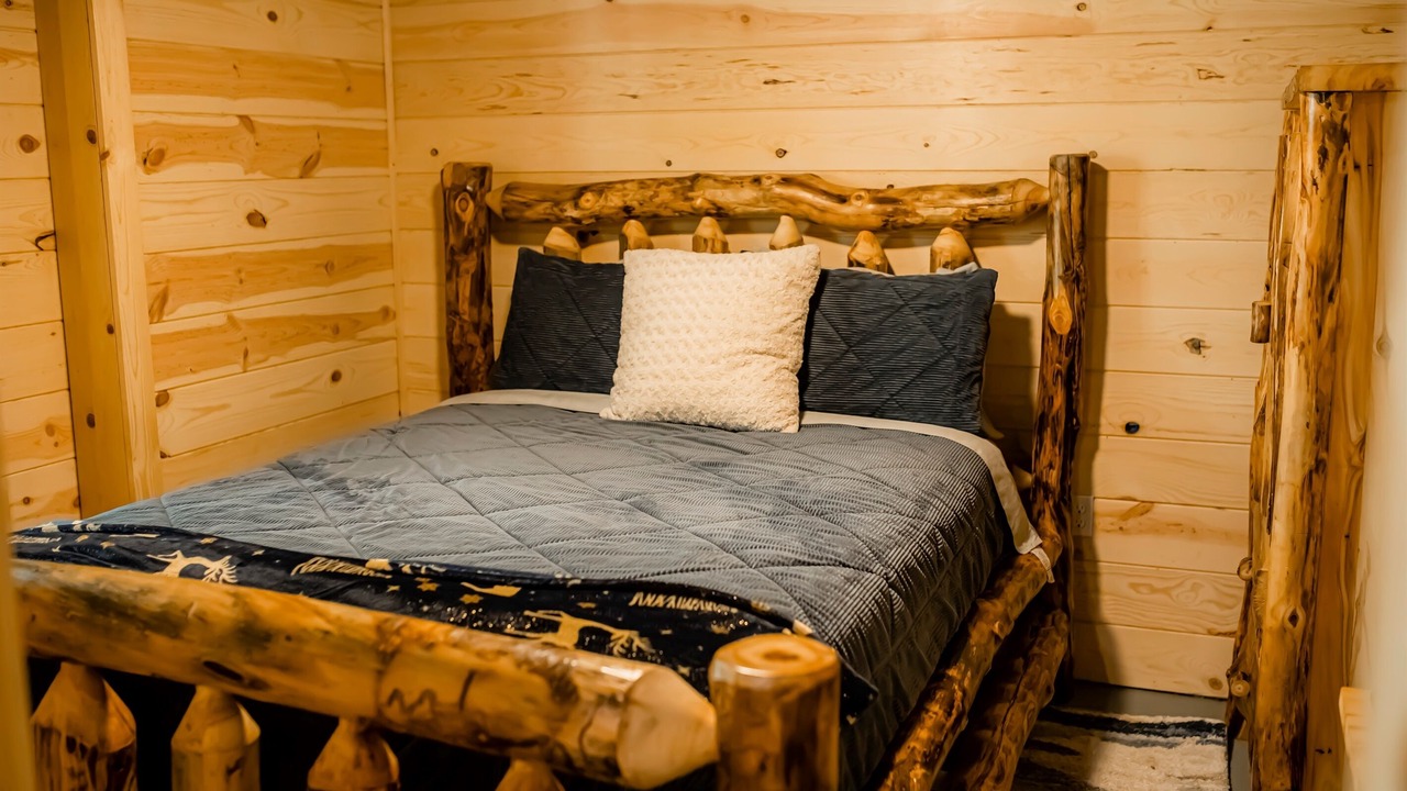 Photo of Bedroom in Mannsville